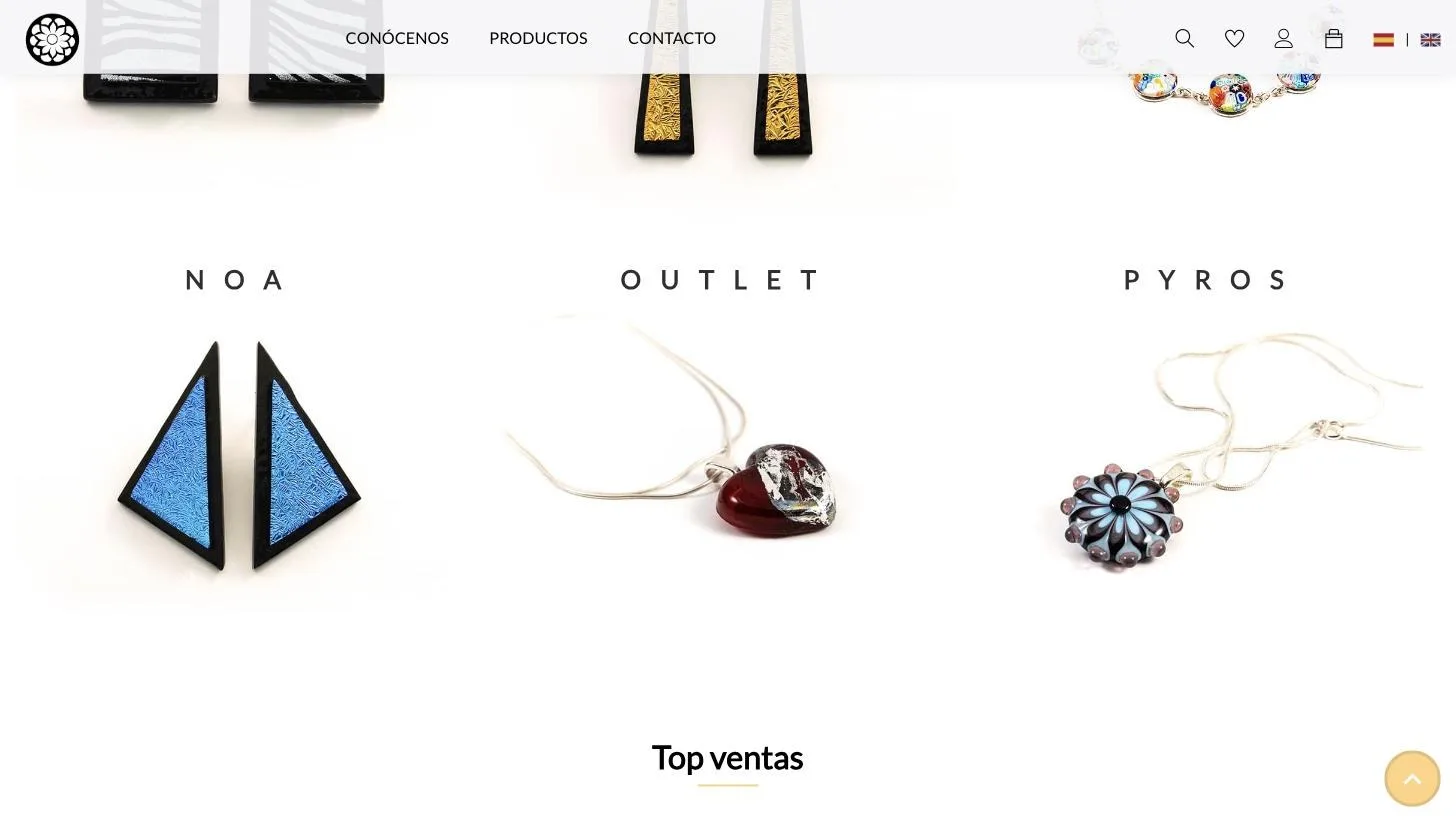 Noa, Outlet y Pyros con acceso a cada colección