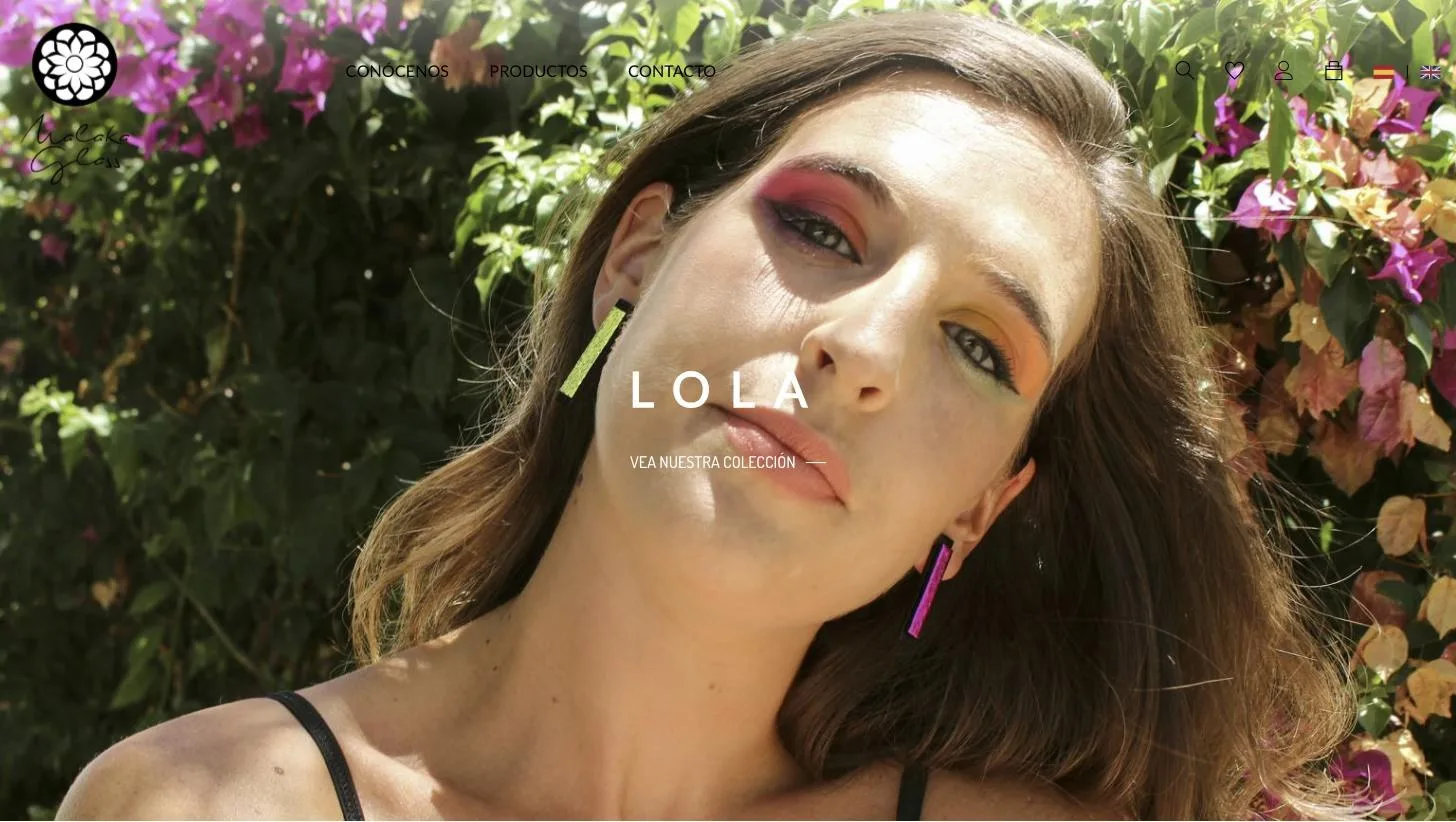 Portada de malakaglass.com con la colección Lola